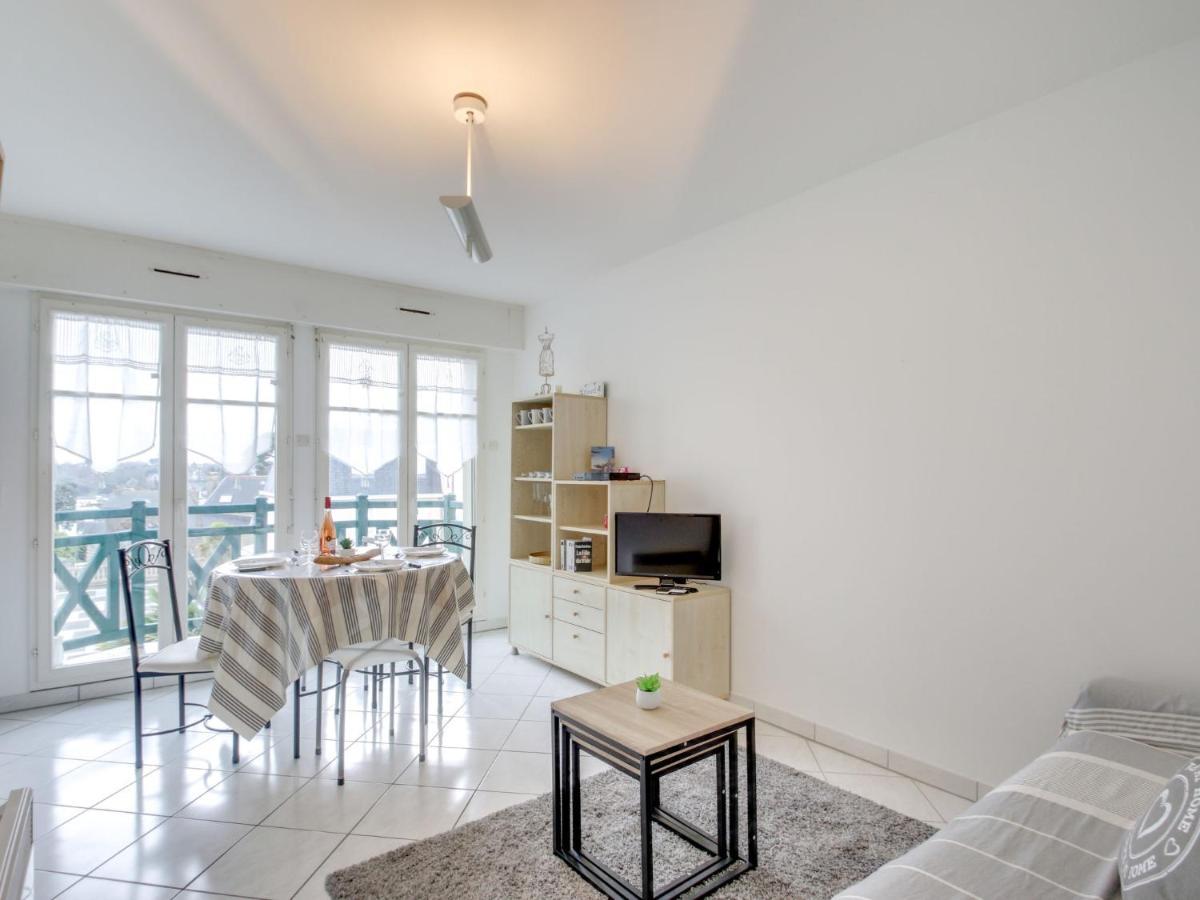 Des Tennis-1 By Interhome * Dinard