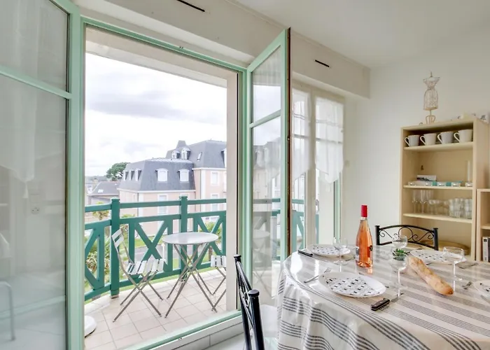 Apartment Residence Des Tennis-1 By Interhome